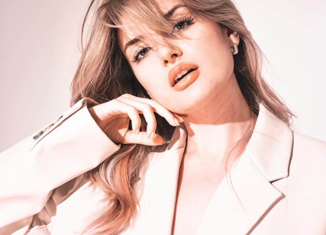 BEGÜM POLAT’TAN KAHPE ŞARKISINA MUHTEŞEM LANSMAN