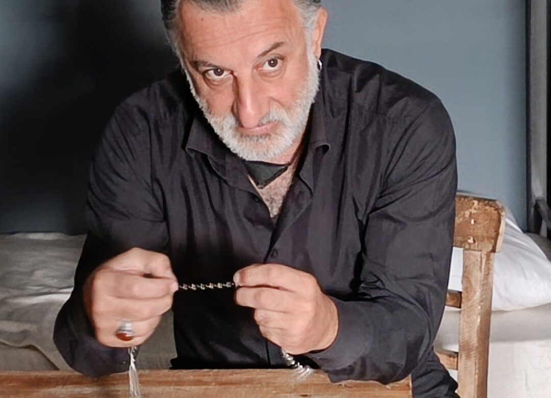 O.K medya yapım menejerlik olarak yapımcılığa adım atan ünlü oyuncu OSMAN KOYUN’dan yeni bir supriz…