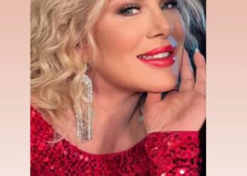 Sahnede büyüdükçe küçülmenin vücut bulmuş hali…