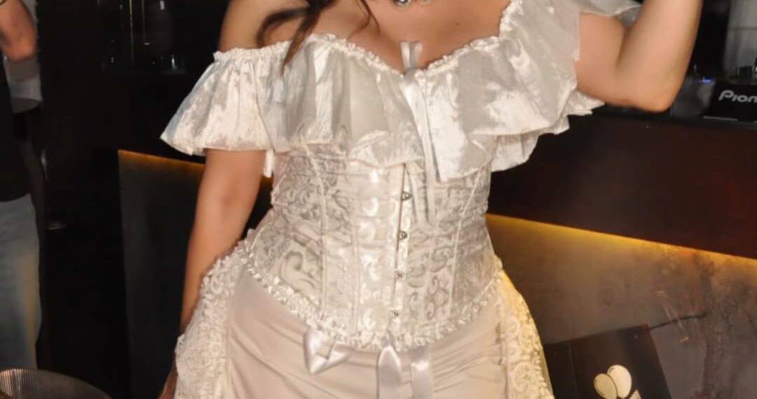 Güzeller güzeli manken Nilay DORSA, yeni yaşını etiler no3 adlı mekanda muhteşem gece ile kutladı. 